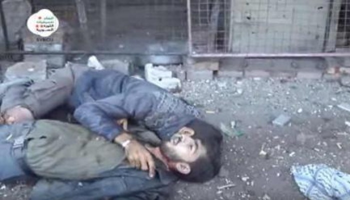 عشرات الشهداء في مجزرة نفذها نظام السفاح بشار ضد المدنيين العزل في دوما