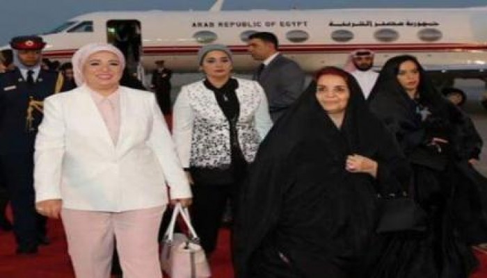 هاشتاج "الطلعة الأولى لانتصار" يفضح تخصيص طائرة خاصة لزوجة السيسي لزيارة البحرين