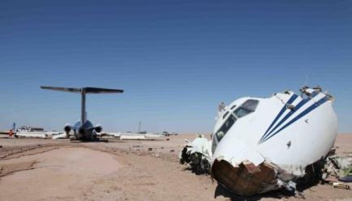 نيابة الانقلاب تأمر بالتحفظ على حطام الطائرة الروسية وصندوقها الأسود