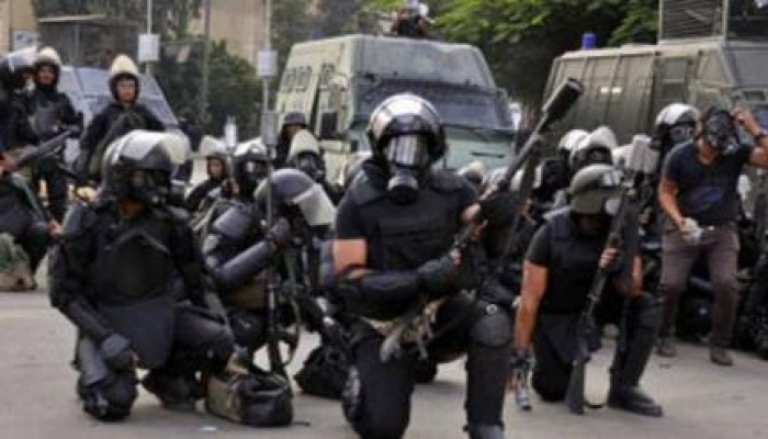 أمن الانقلاب يستولى على مركز الإيمان للأشعة بالفيوم
