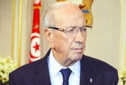 الحزب الحاكم في تونس "يتفكك"