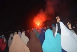 وقفة ليلية مفاجئة لطالبات مدينة نصر نصرة للأقصى