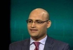 خليل عناني يهاجم الانقلاب بعد القبض على الصحفي حسام بهجت