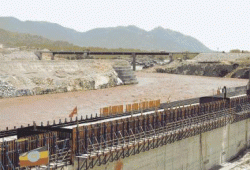 إثيوبيا تتحدى الإنقلاب وتمنح الشركة الفرنسية حق بناء "سد النهضة"