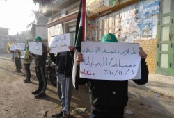 بالصور..سلسلة بشرية لطلاب ضد الإنقلاب بدمياط تطالب بالإفراج عن الطلاب المعتقلين
