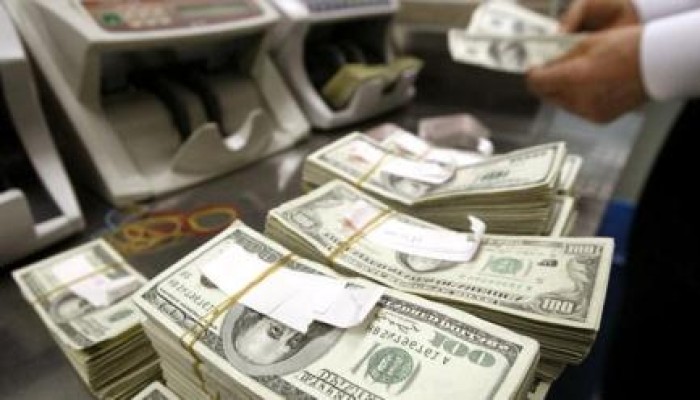 الدولار يقفز في السوق السوداء مسجلا 8.75 جنيه