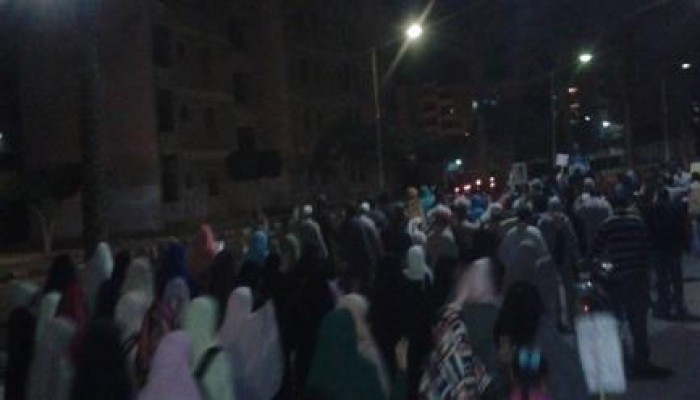 مسيرة ليلية لثوار مدينة السادات بالمنوفية ضد حكم العسكر