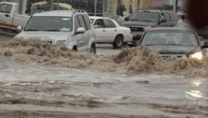 موجة من الأمطار والسيول تضرب البلاد غداً