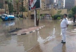 الأرصاد تحذر من موجة سيول على مصر بدءا من الغد