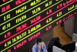 في 10 دقائق.. البورصة تخسر 6.5 مليار جنيه ومؤشرها يهبط 2.8%