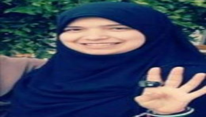 سارة حمدي أنور (إعتقال تعسفي وظروف غير صحية بسجن بورسعيد العمومى)