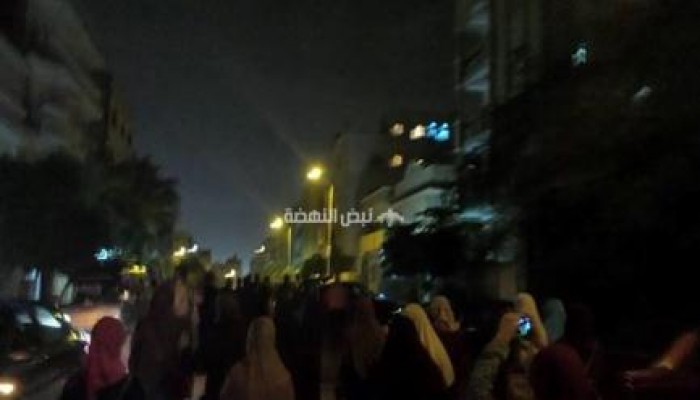 ثوار أكتوبر يتظاهرون فى مسيرة ليلية رفضاً للاختفاء القسرى