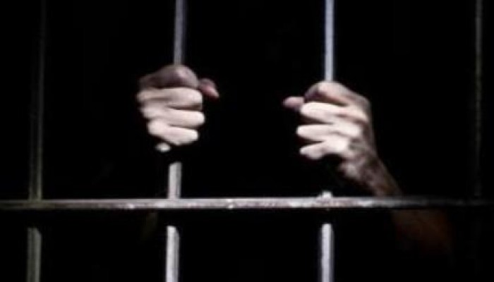 محكمة جنح الإنقلاب بدمياط تقضى بالحبس 5سنوات و50الف جنيه غرامه على 17من رافضى الانقلاب