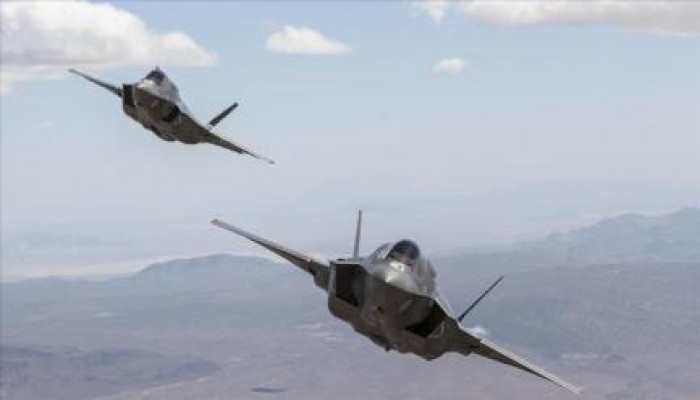 الطيران الفرنسي يجدد قصف مواقع داعش في الرقة السورية