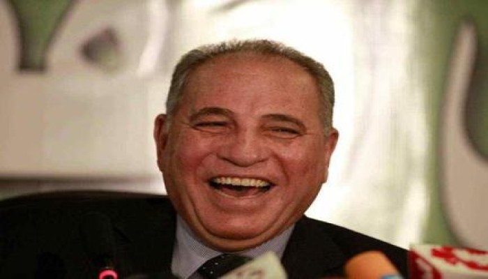 أشياء يمكنك شرائها بـ2 جنيه.. ساعِد الزند