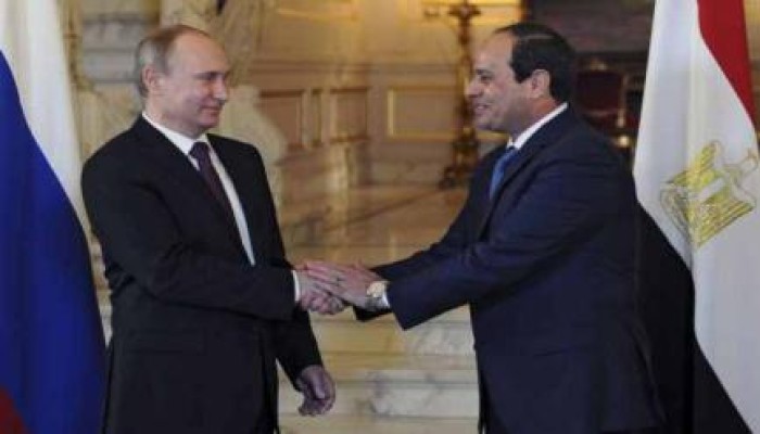 مراسل لرويترز يوجه سؤالاً لـ "السيسي": هل يقتحم بوتين الأراضي المصرية؟
