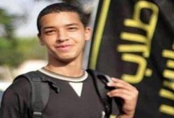 الطفل البطل خالد البلتاجي في منزله بعد إخفاء قسري لما يقرب من 10 أيام