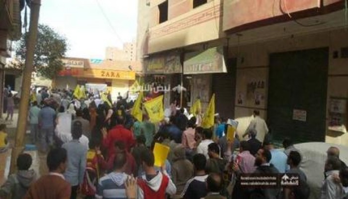 "الثوره تجمعنا": العمرانية ترفع شعار: هننتزع حريتنا وهنسقط حكم العسكر