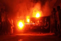 ليلية ثورية مميزة بكفر حكيم ونهضاوي يشعل المسيرة بالشماريخ