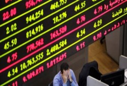 البورصة المصرية تخسر 5.3 مليار جنيه متأثرة بمبيعات الأجانب