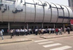 نجاة من جحيم الانقلاب .. 277 لاجئًا إفريقيًا يغادرون القاهرة إلى ألمانيا