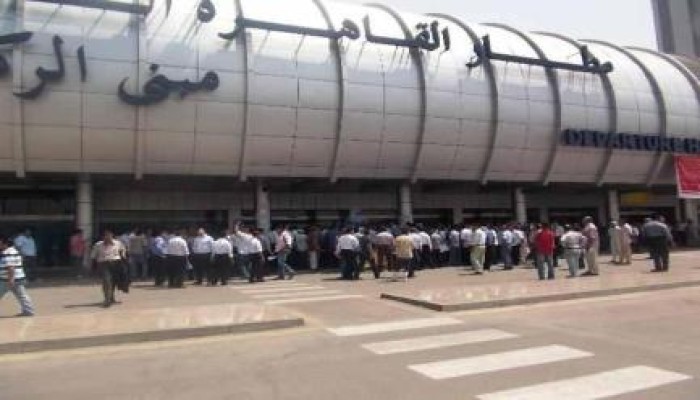 نجاة من جحيم الانقلاب .. 277 لاجئًا إفريقيًا يغادرون القاهرة إلى ألمانيا