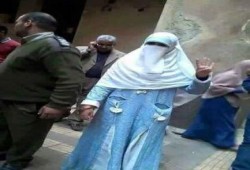 "الشهاب" يطالب العسكر بوقف العنف ضد المرأة المصرية