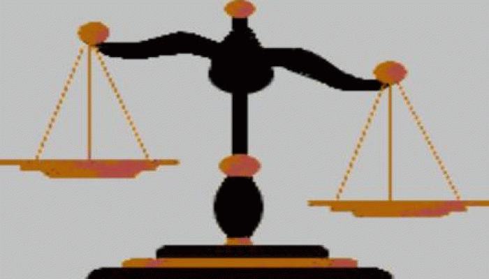 حاميها حراميها.. رئيس نيابة هارب من 13 حكمًا قضائيًّا
