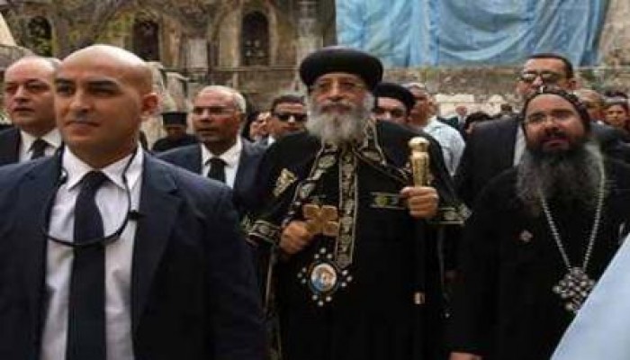 تواضروس يعود إلى القاهرة على متن طائرة إسرائيلية