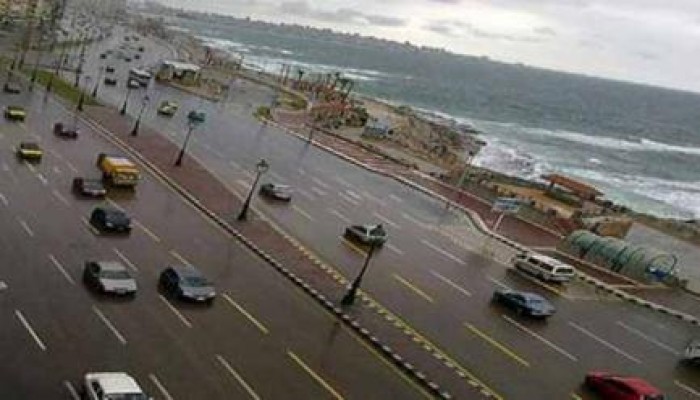 أمطار متوسطة على الإسكندرية واستمرار الملاحة في بوغازي الإسكندرية والدخيلة