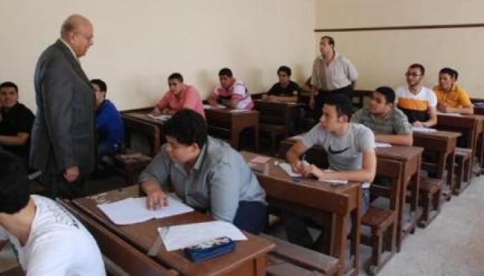 إلغاء مسؤولي الانقلاب امتحانات التربية الإسلامية بمدارس الفيوم يثير استياء الأهالي