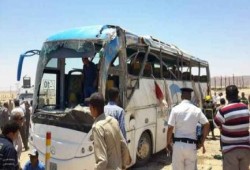 البحيرة.. إصابة 50 معتمرًا فى حادث تصادم بالزراعي