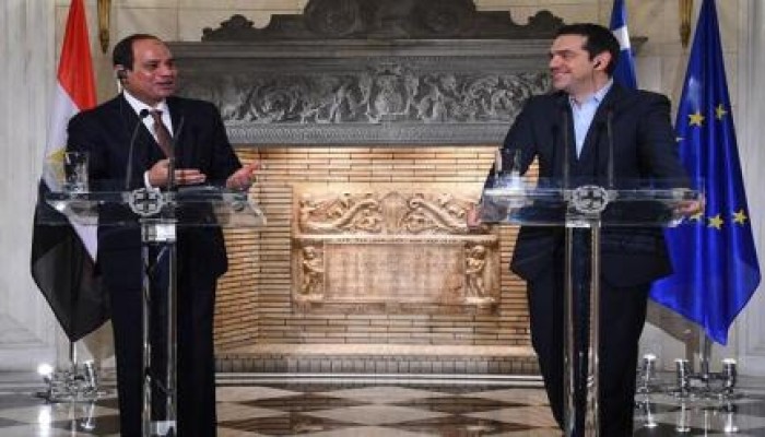 الخائن السيسي لرئيس اليونان: مصالحنا مشتركة ومغردون: "هنشحت سوا"