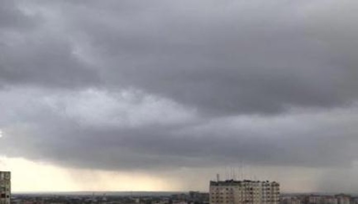 الأرصاد: موجة عنيفة من الأمطار والرياح يومي السبت والأحد