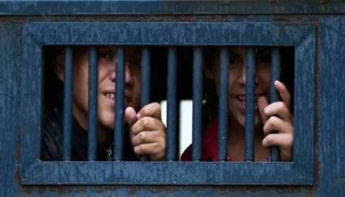 "العفو الدولية" تكشف تفاصيل اغتصاب الطفل مازن وتعذيبه بسجون الانقلاب