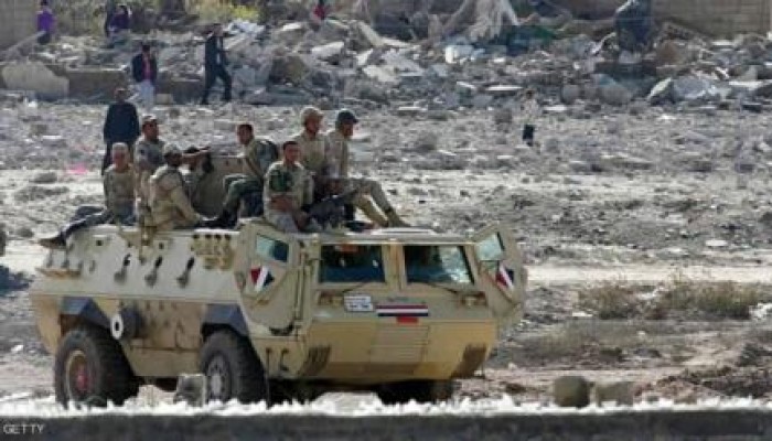 سيناء : مقتل ضابط ومجندين اثنين في تفجير مدرعة جنوب "رفح"