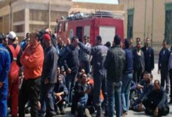 السويس.. استمرار اعتصام عمال قناة السويس لليوم السادس