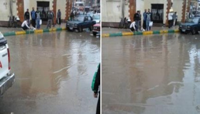 بسبب موجة الأمطار الشديدة: انقطاع الكهرباء ومياه الشرب عن عدد مدن وقرى البحيرة
