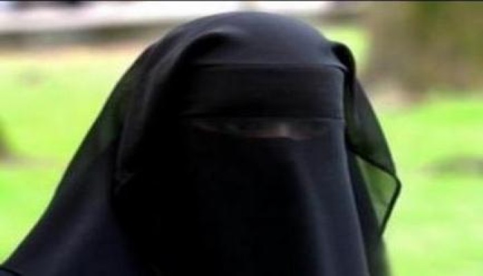 محكمة بلجيكية تقضي بحبس مسلمة 18 شهراً لرفضها خلع نقابها