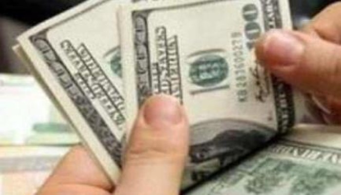 تعرف على سعر الدولار في السوق الرسمية والعملات العربية اليوم