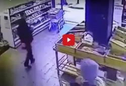 شاهد ..اللحظات الأولى لعملية إطلاق النار بمدينة تل أبيب وقتل اثنان من الإسرائيليين