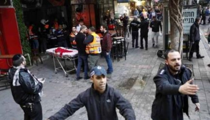 عشرات المستوطنين يقتحمون الأقصى وحاخام يدعو لحرق كنائس القدس