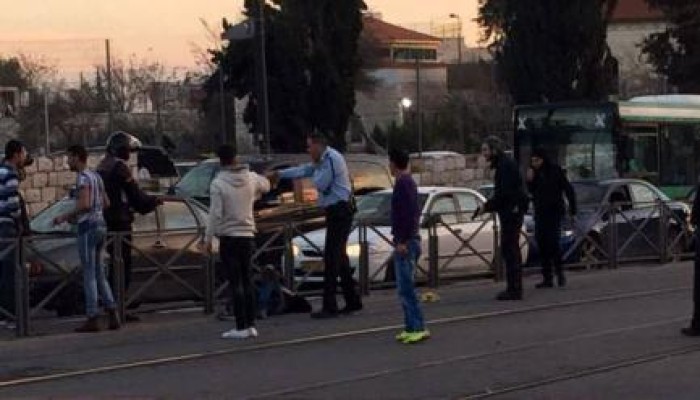إصابة صهيونيين بعملية طعن في القدس المحتلة