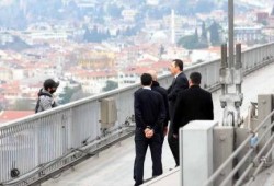 أردوغان يُنقذ مواطن تركي من البطالة بعد إقناعه بالعدول عن الانتحار