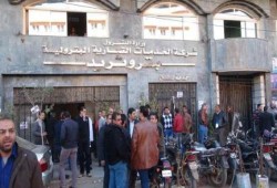 عمال مصر على صفيح ساخن واستمرار إضراب عمال "بتروتريد" وأصحاب المخابز