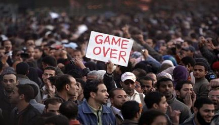 دعما لـ”السيسي” المذعور .. الأوقاف الانقلابية تحرم التظاهر في 25 يناير !