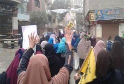 مسيرة حاشدة بأبو حماد تنديدا باغتيال شباب العاشر من رمضان
