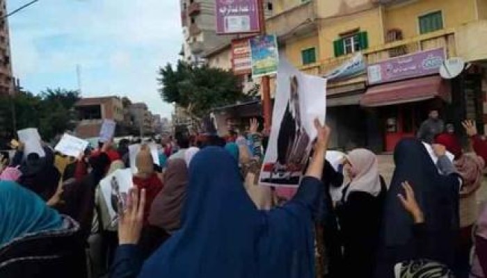 أحرار القاهرة ينتفضون من المعادي في أسبوع "الثورة جامعة"