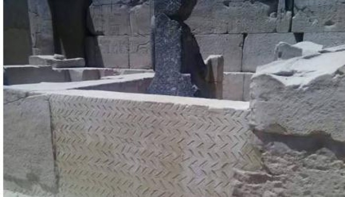 فضيحة دولية .. الانقلاب في مصر يرمم أهم معبد فى العالم بالأسمنت والجير والمحارة!(صور)