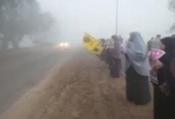 ثوار الشرقية يواصلون تظاهرات "الثورة جامعة"